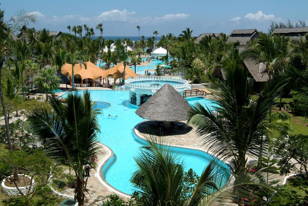 Southern Palms Beach Resort фото 0