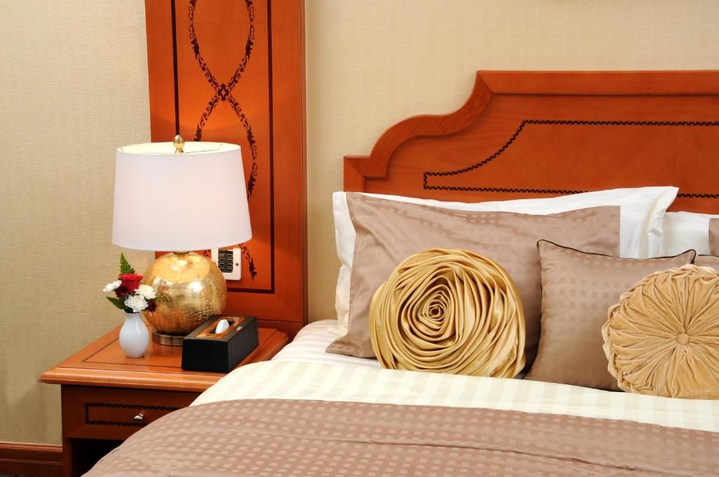 Emirates Concorde Hotel & Residence фото 64