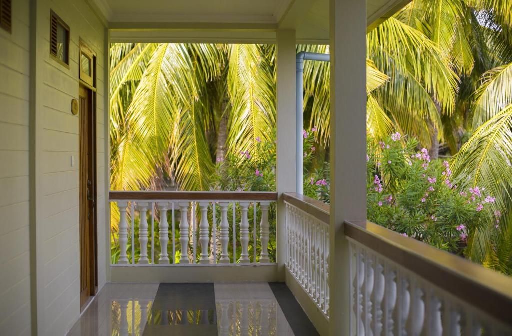 Nazaki Residences Beach Hotel фото 16