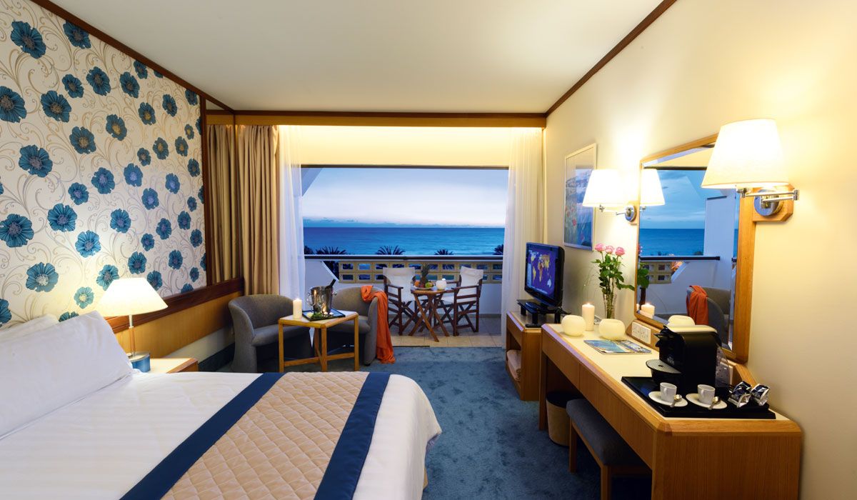 Constantinou Bros Athena Royal Beach Hotel фото 48