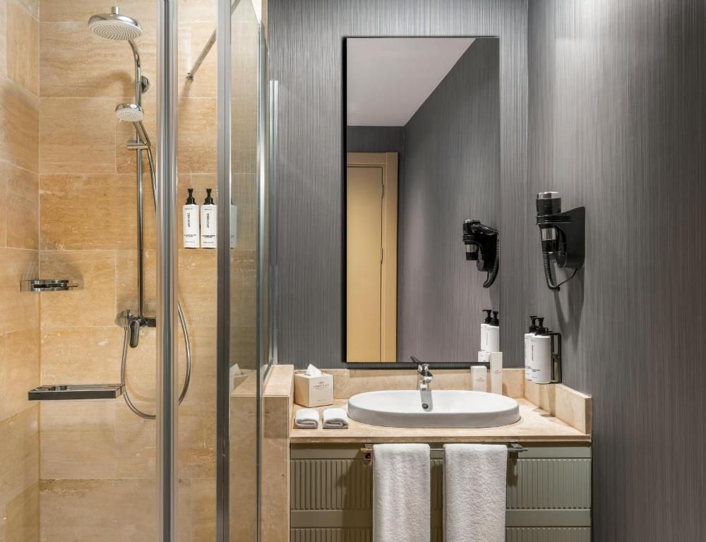 Crowne Plaza Istanbul Tuzla Viaport Marina фото 31