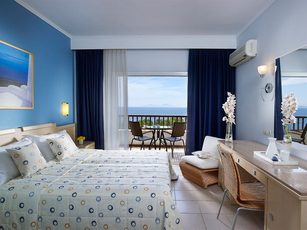 Dimitra Beach Hotel & Suites фото 67