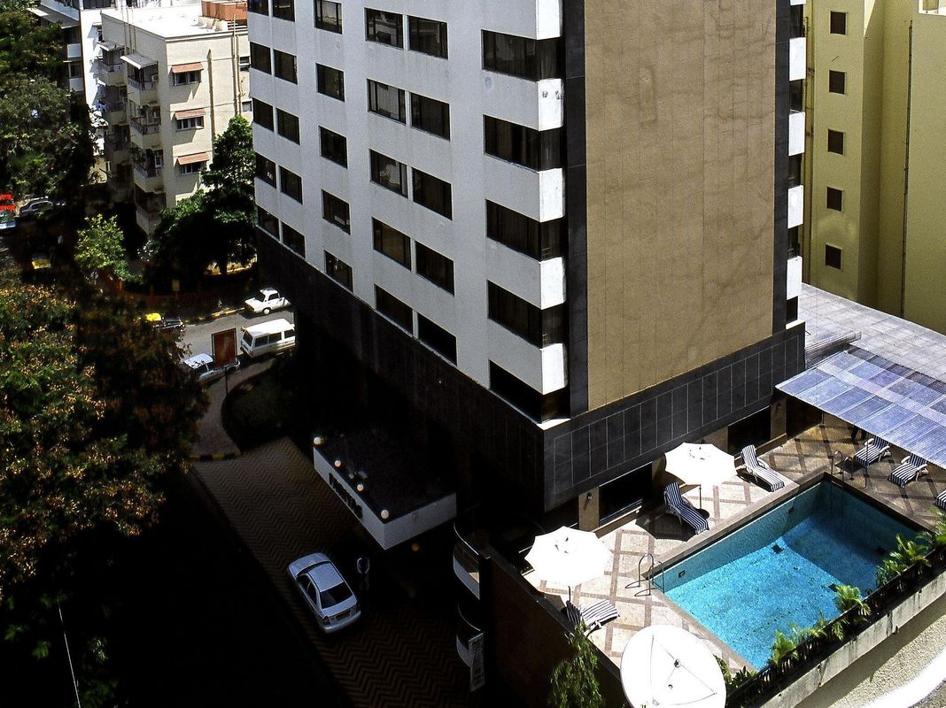 Fariyas Hotel Mumbai фото 9