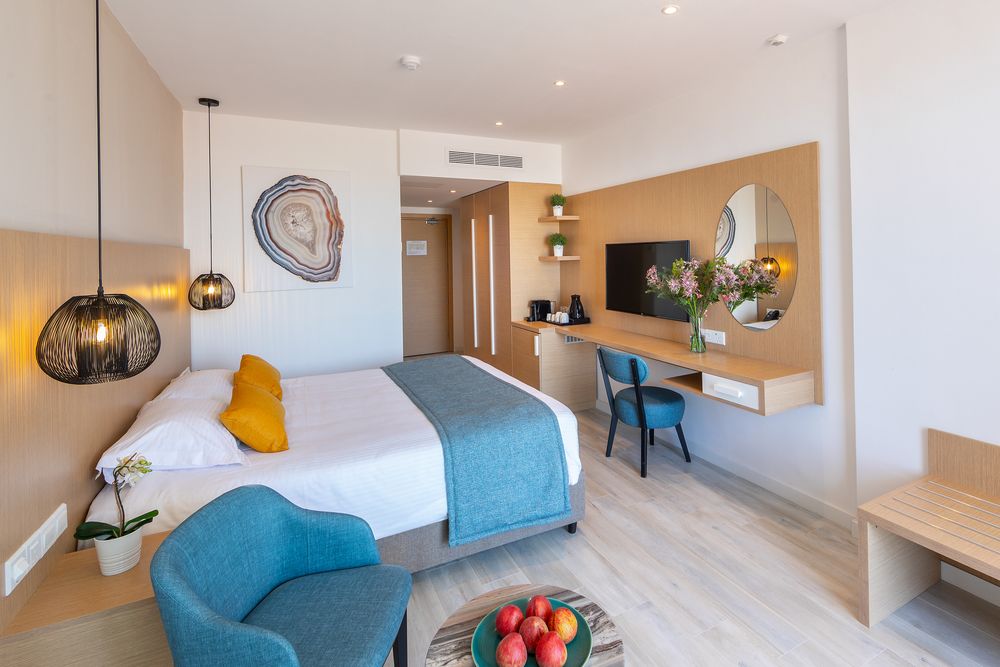 Leonardo Crystal Cove Hotel & Spa - by the sea (only adults 16+) фото 62