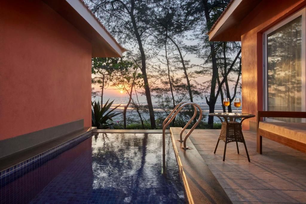 Regenta Place Mandrem Beach Resort фото 16