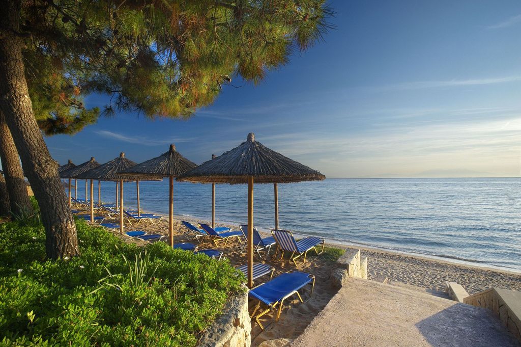 Portes Beach Hotel фото 10