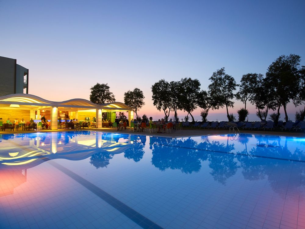 Malia Bay Beach Hotel & Bungalows фото 17