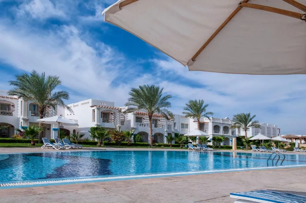 Continental Plaza Beach Resort фото 49