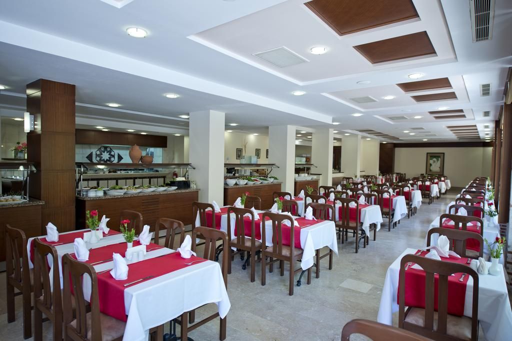 Trendy Side Beach Hotel фото 21