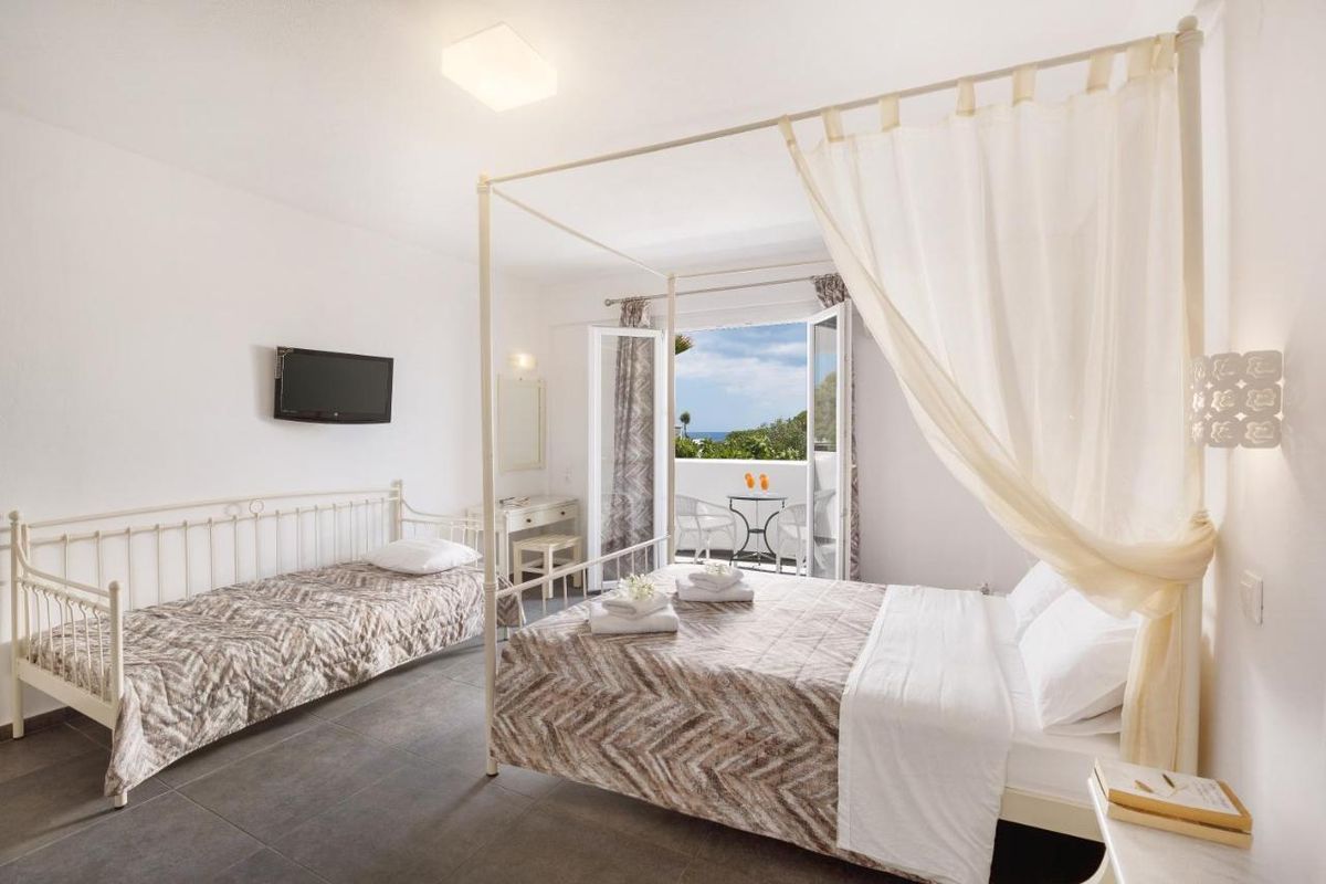 Sea View Beach Hotel фото 21