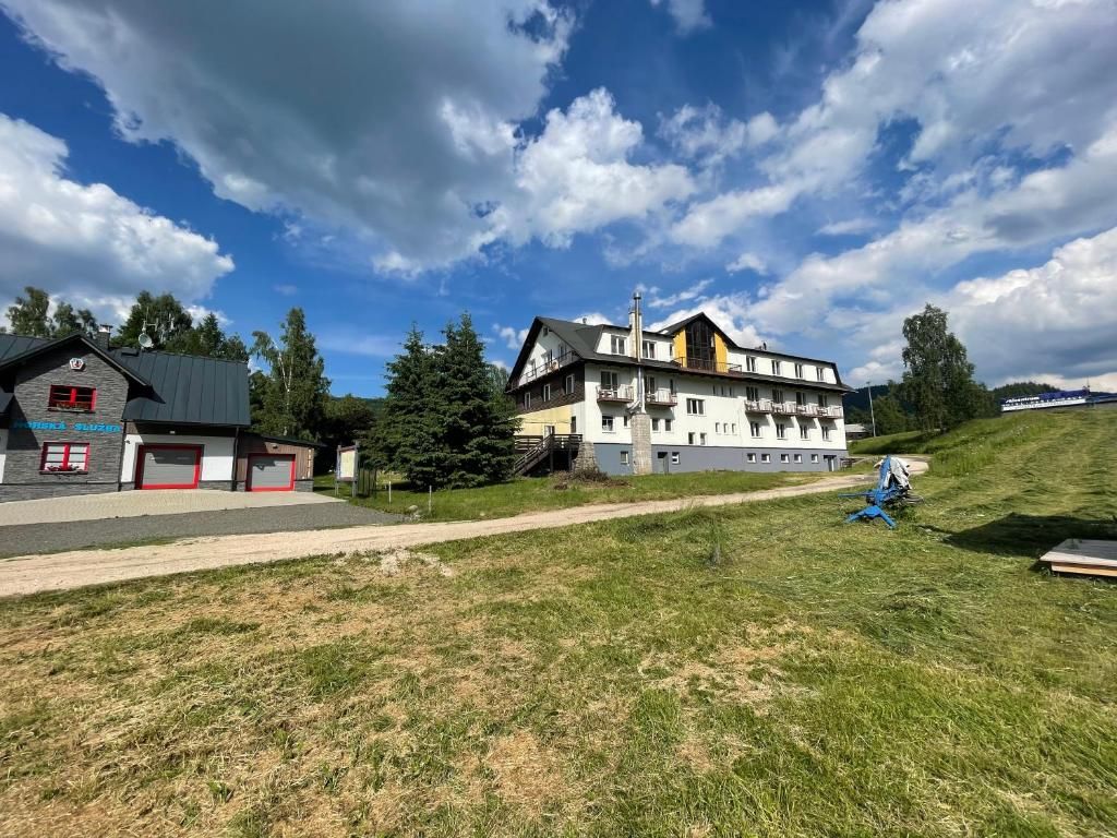 Hotel Harrachov Inn фото 3