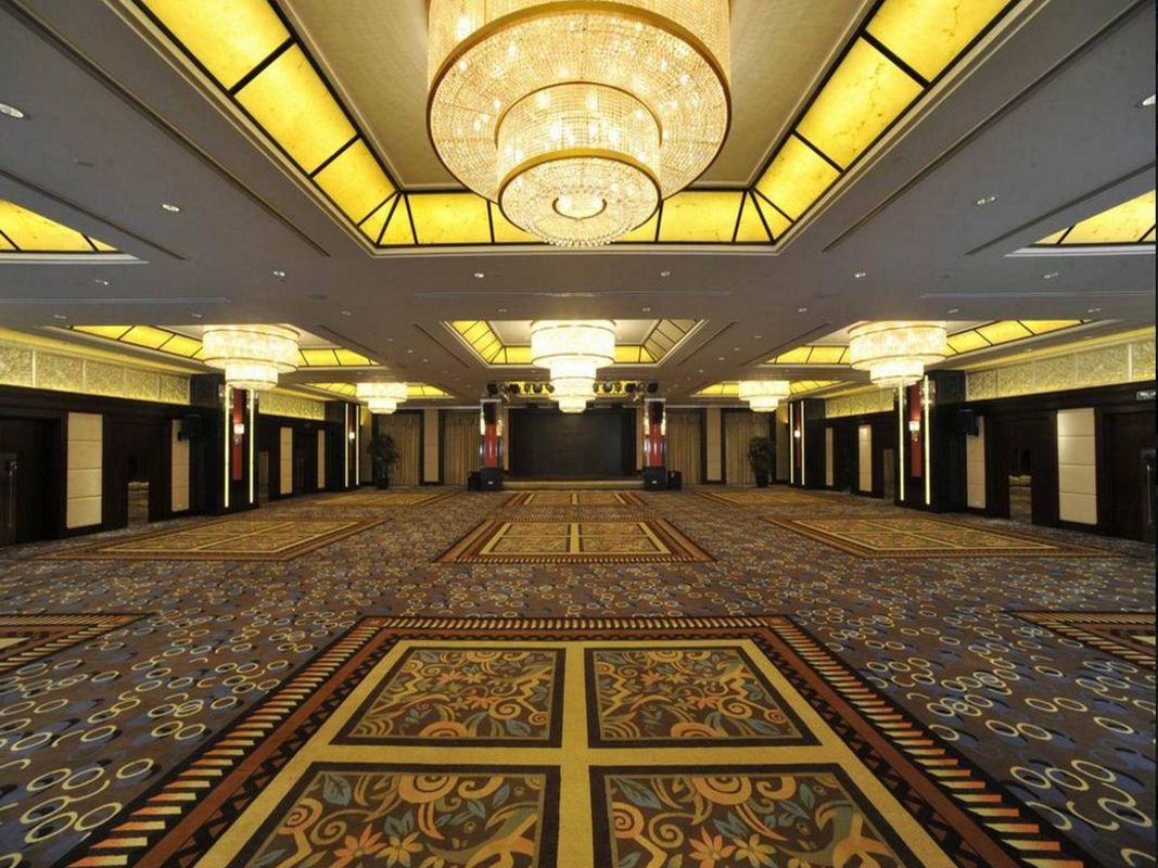 Grand Soluxe Zhongyou Hotel фото 19