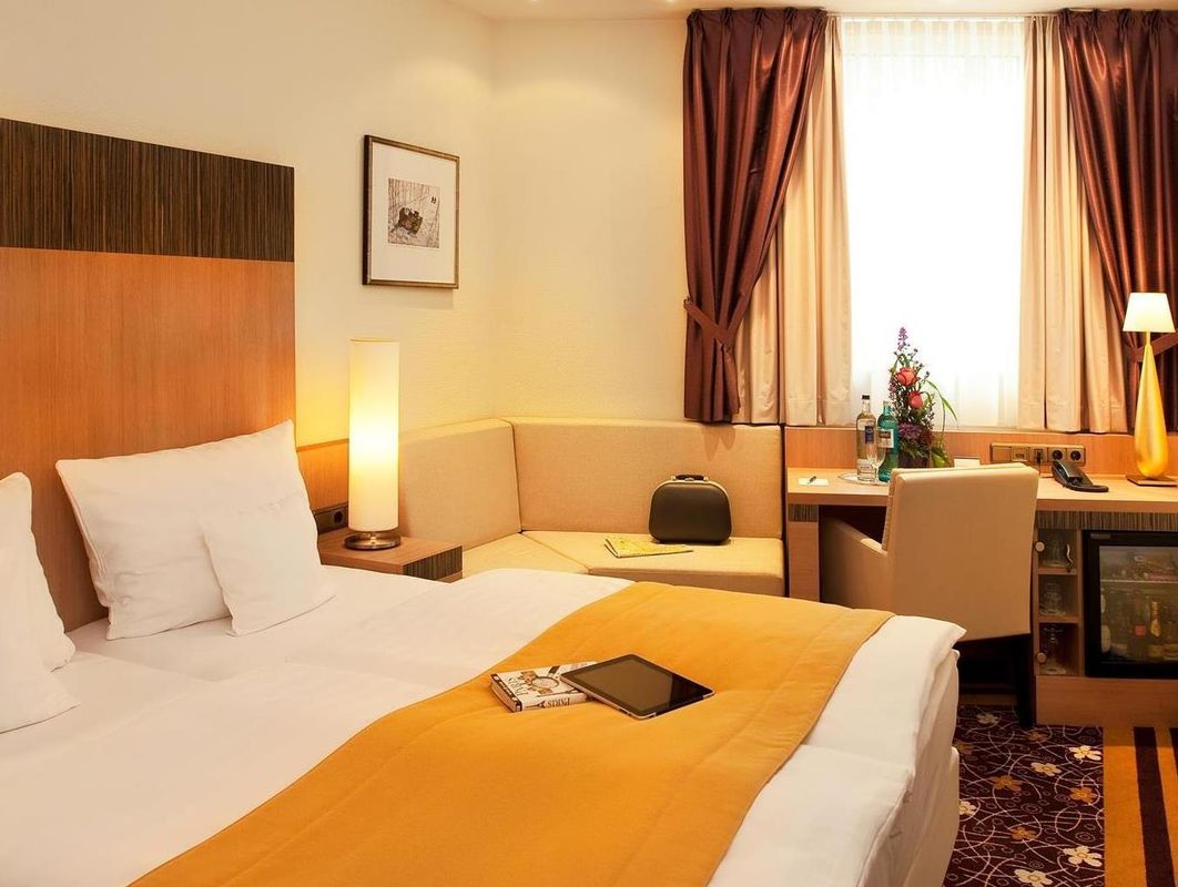 Favored Hotel Domicil фото 22