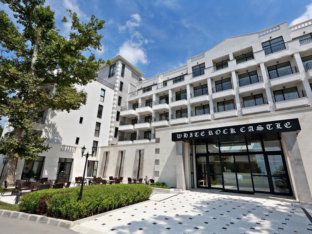 White Rock Castle Suite Hotel & SPA фото 9