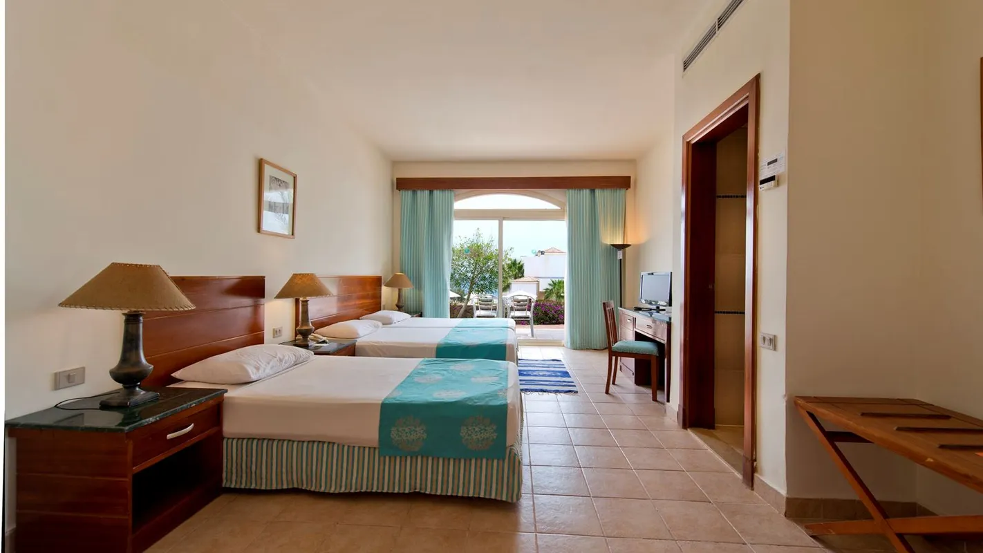 Amphoras Blu Hotel (Adults Only) фото 2