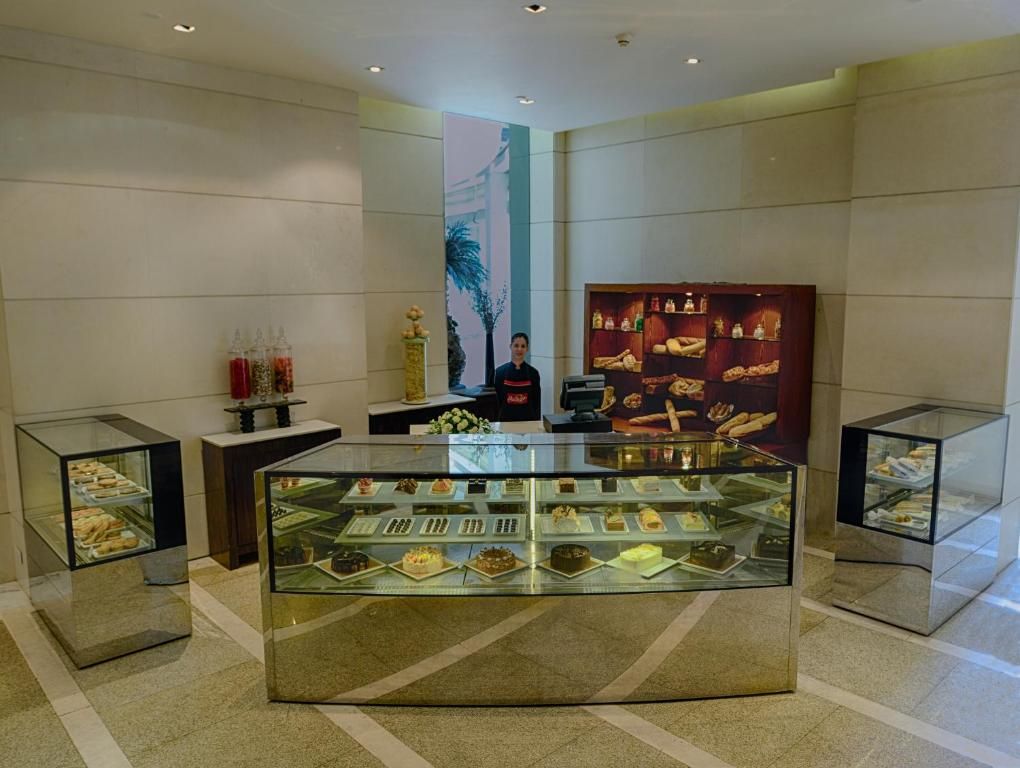 The Grand New Delhi Hotel фото 80