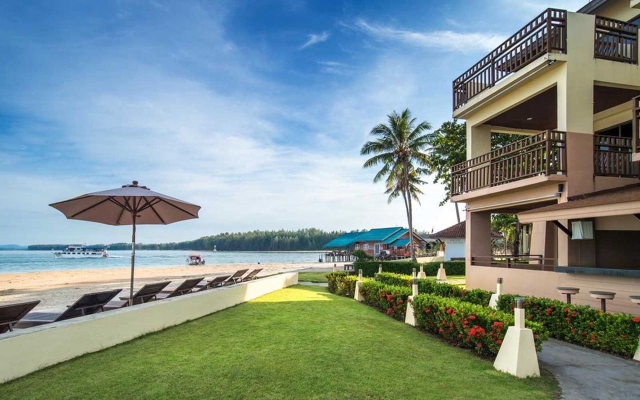 Lanta Pura Beach Resort фото 3