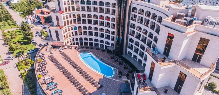 Фото отеля Colosseum Marina Hotel