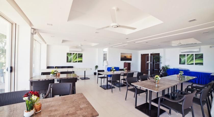 Ocean Suites Bohol Boutique Hotel фото 47