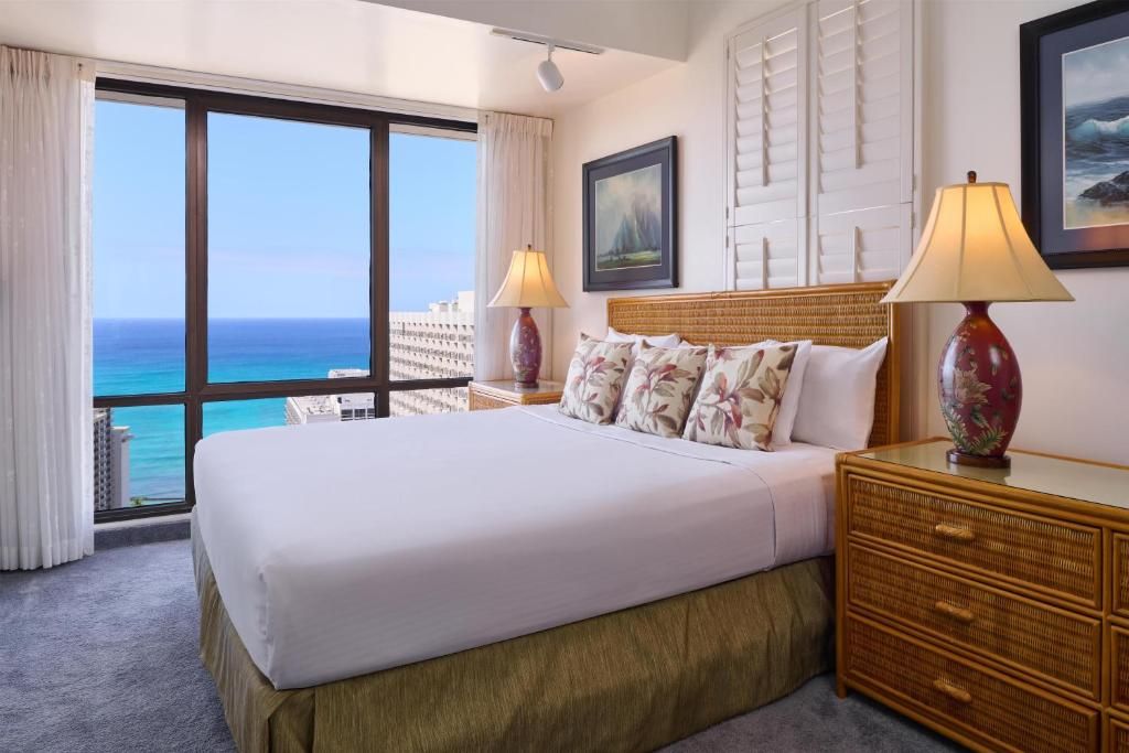 Aston Waikiki Sunset фото 42