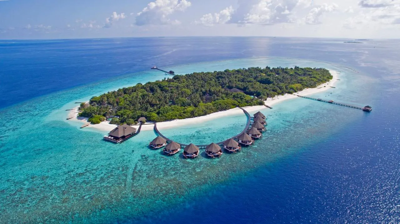 Adaaran Prestige Water Villas фото 1