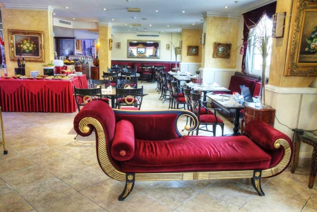 Al Maha Regency Hotel Suites фото 7