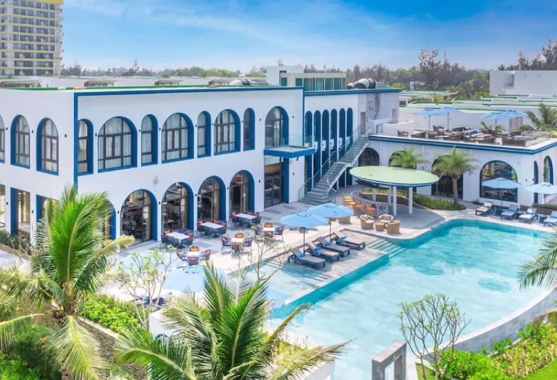 Wyndham Hoi An Royal Beachfront Resort & Villas фото 7