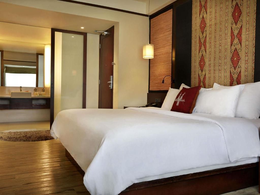 Novotel Lombok Resort & Villas фото 42