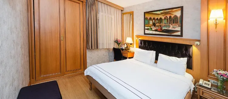 Фото отеля Aprilis Hotel