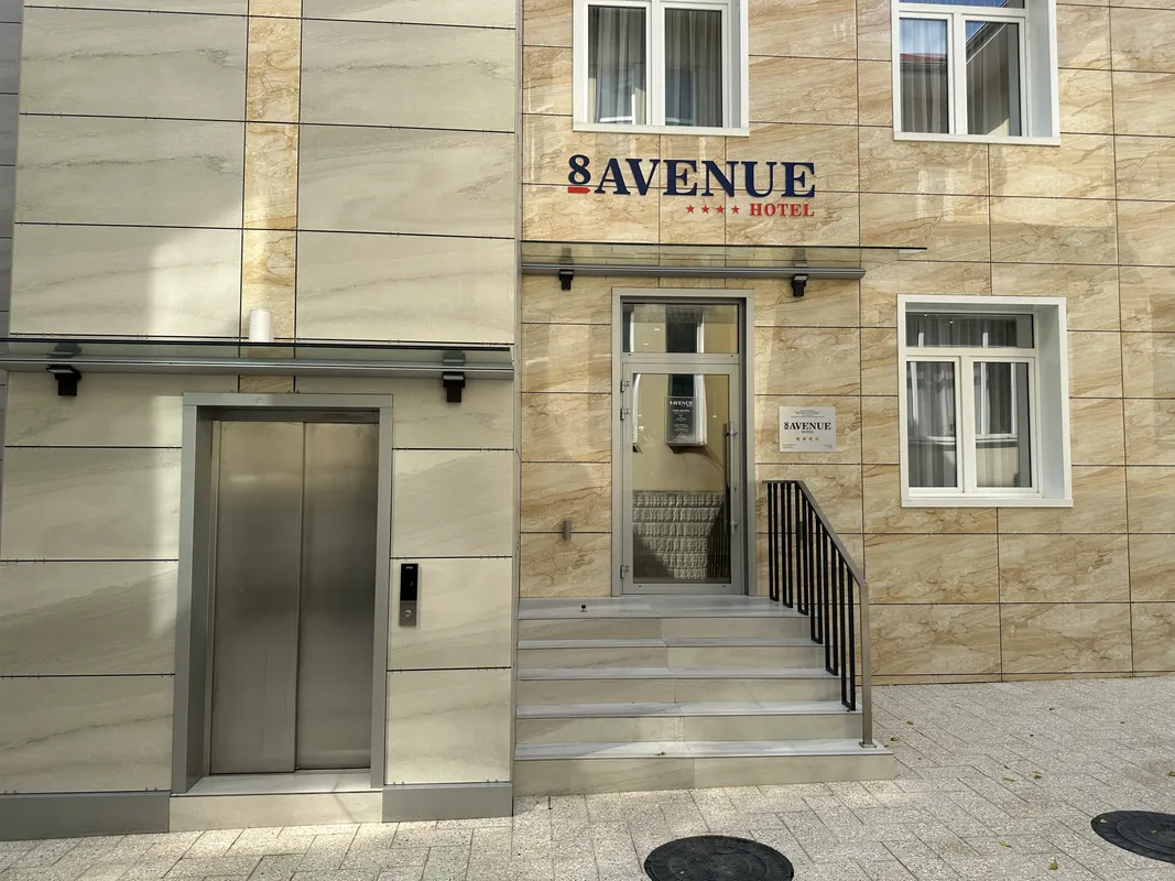 8 Avenue фото 32