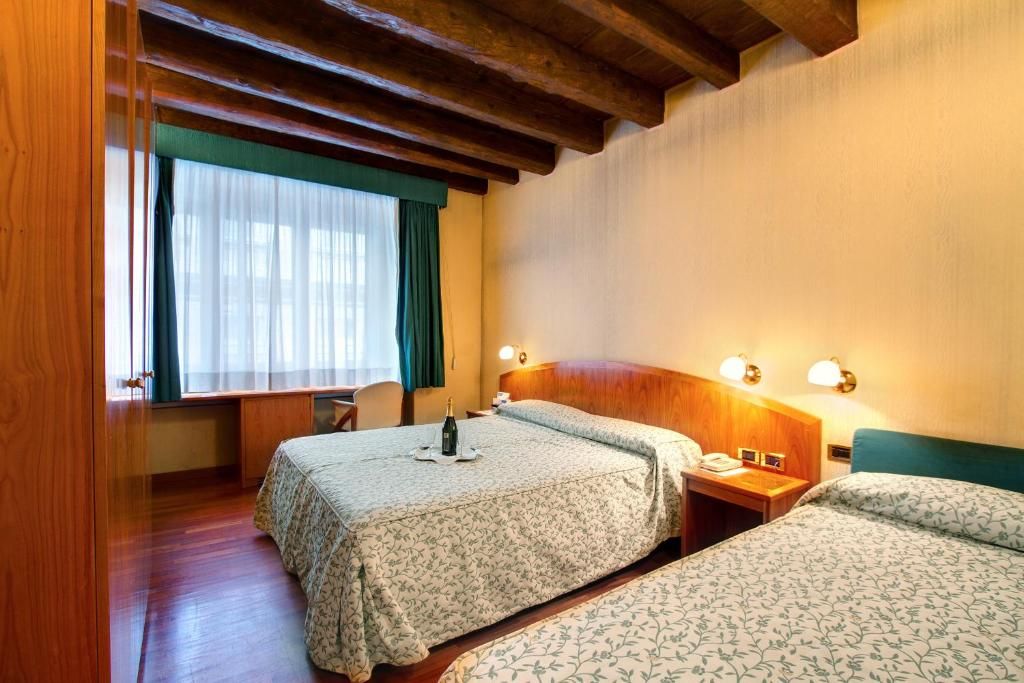 Hotel Corot фото 13