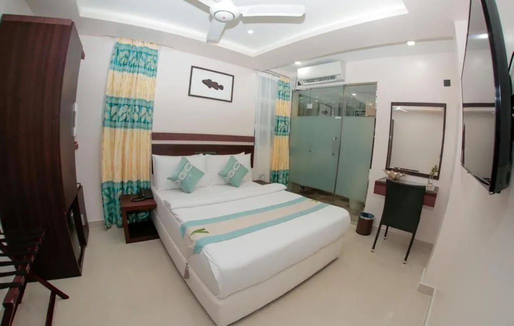 Guest House «The White Harp Beach Guest House» фото 2