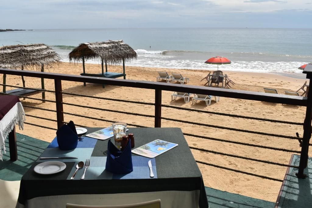 Guest House «Whitepearl Beach Guest House» фото 24