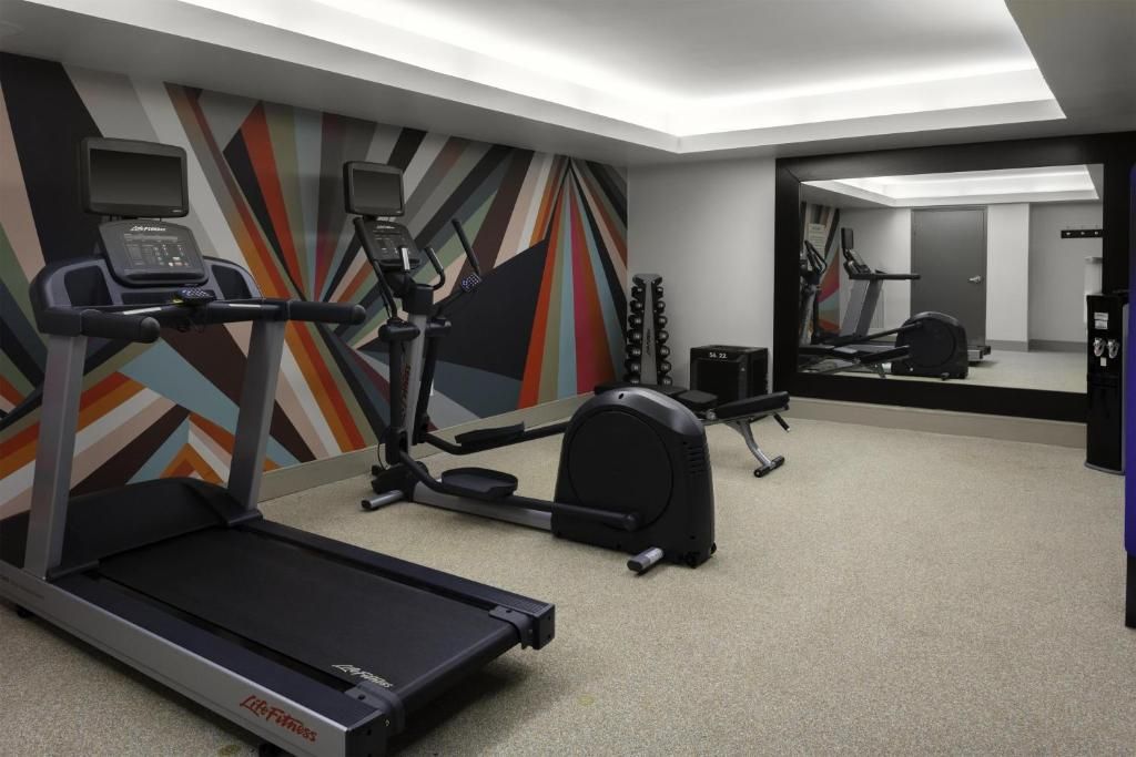 Hilton Garden Inn Miami South Beach-Royal Polo фото 10