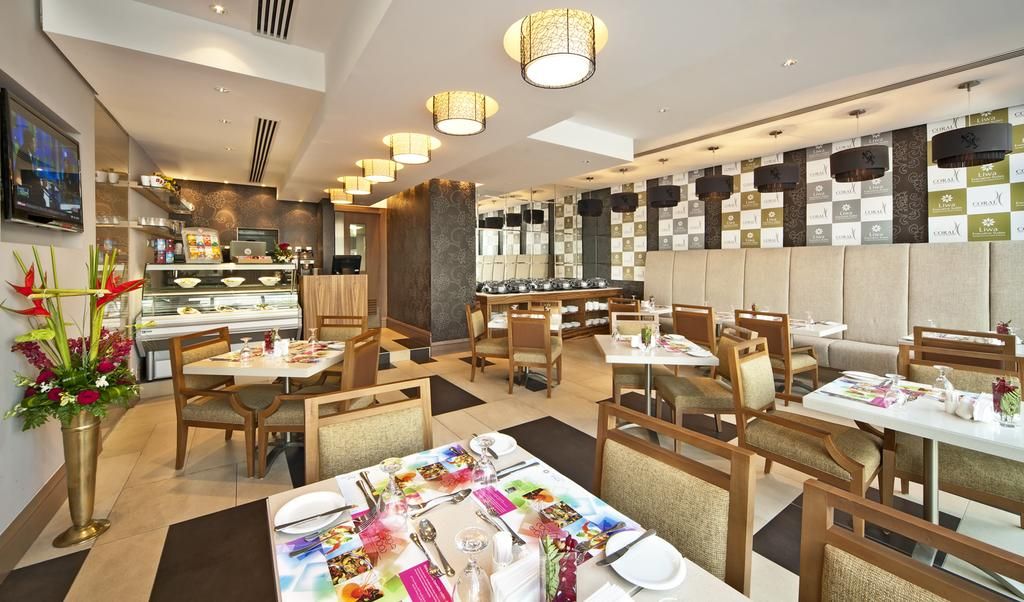 Oaks Liwa Executive Suites фото 8