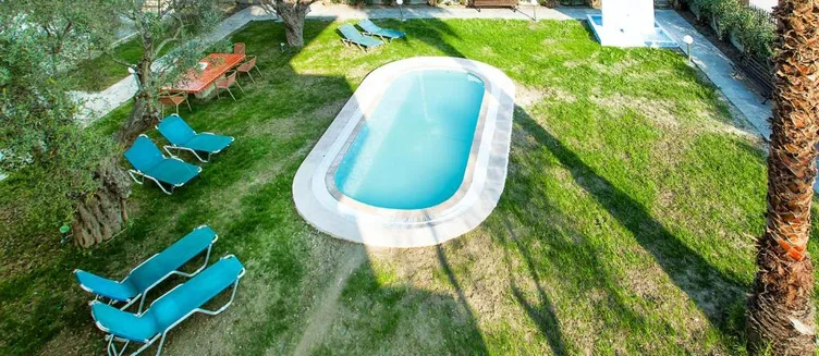 Фото отеля Lemon Garden Villas