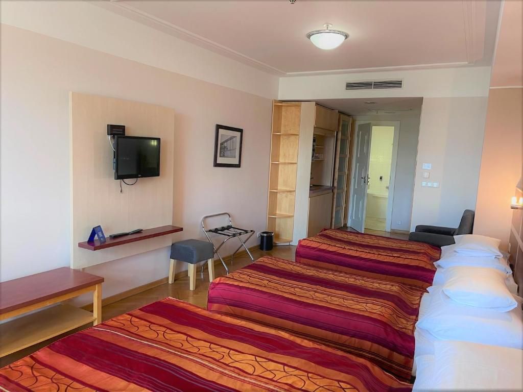 EA Hotel Julis фото 43
