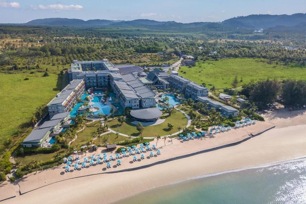 Le Meridien Khao Lak Resort & Spa фото 73