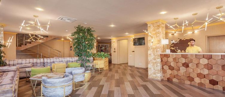 Фото отеля Marton Palace