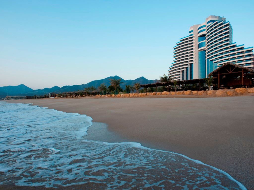 Le Meridien Al Aqah Beach Resort фото 6