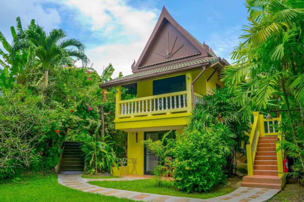 Chez Charly Bungalow фото 0