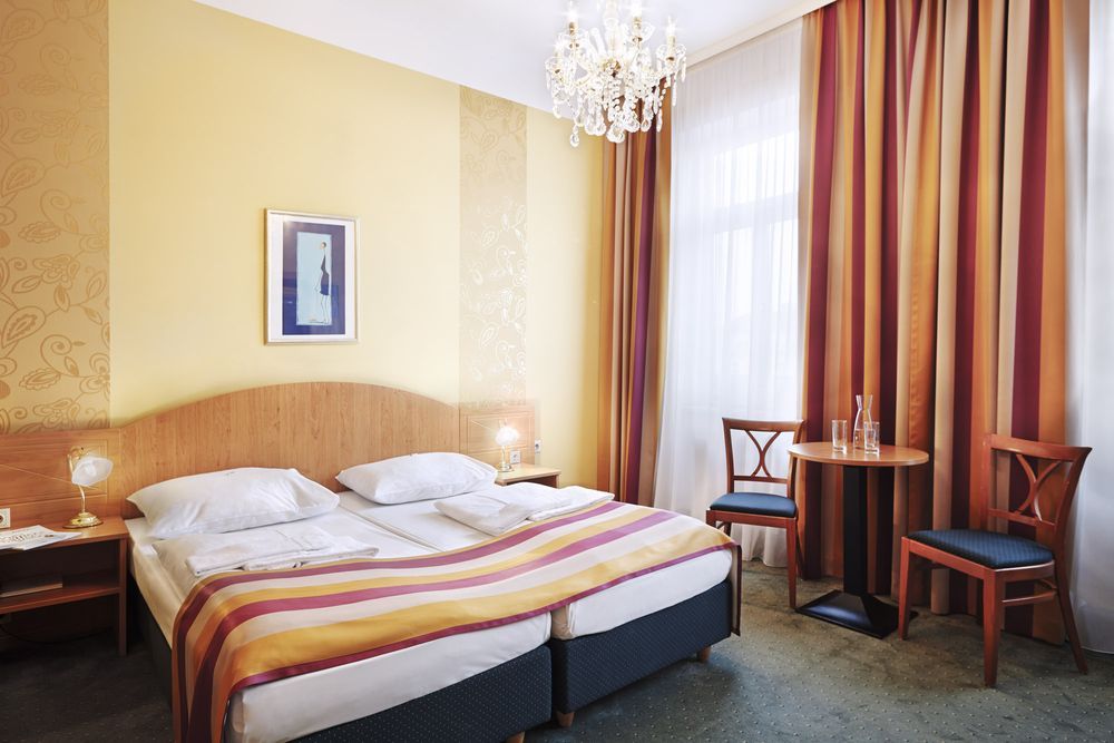 Boutique Hotel Donauwalzer фото 42