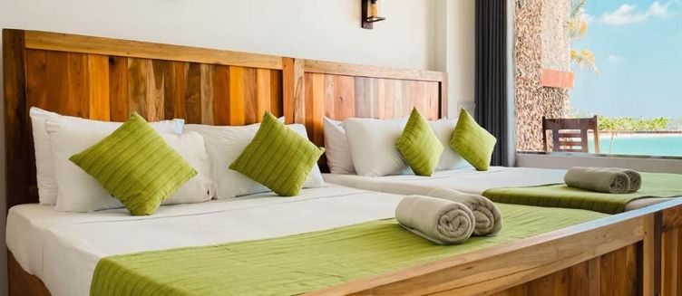 Фото отеля Coral Beach Hotel