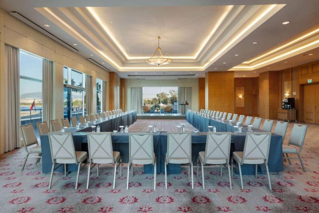 Wyndham Grand İzmir Özdilek фото 15