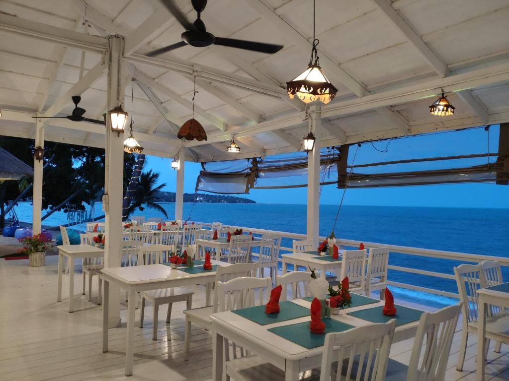 Sand Sea Beach Resort фото 11