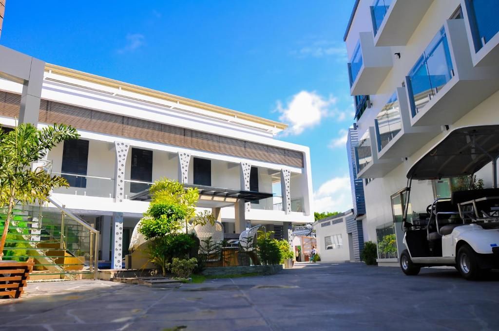Eloisa Royal Suites фото 39