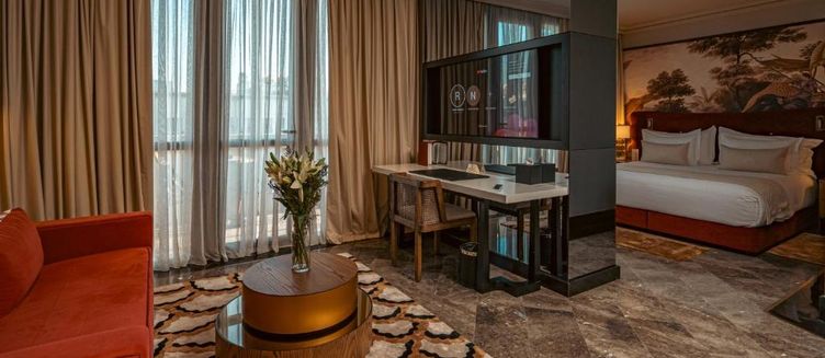 Фото отеля Marly Boutique Hotel