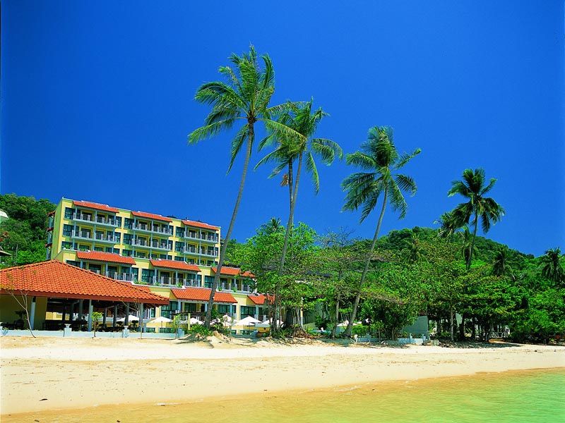By The Sea Phuket Beach Resort фото 22