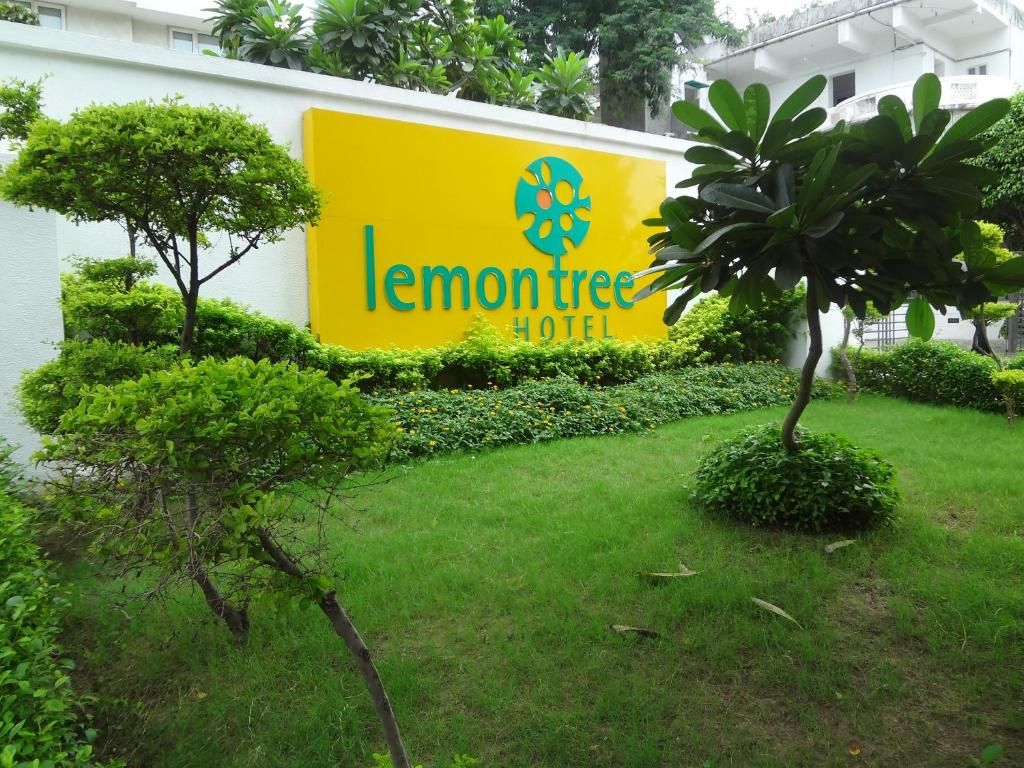 Lemon Tree Hotel Ahmedabad фото 4