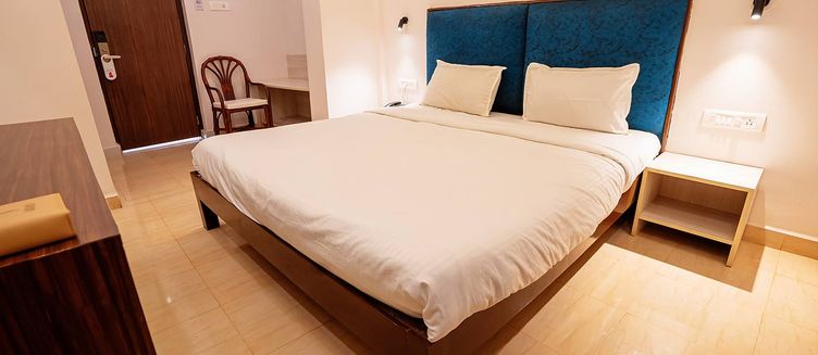 Фото отеля Sandbanks Beach Resort Arambol